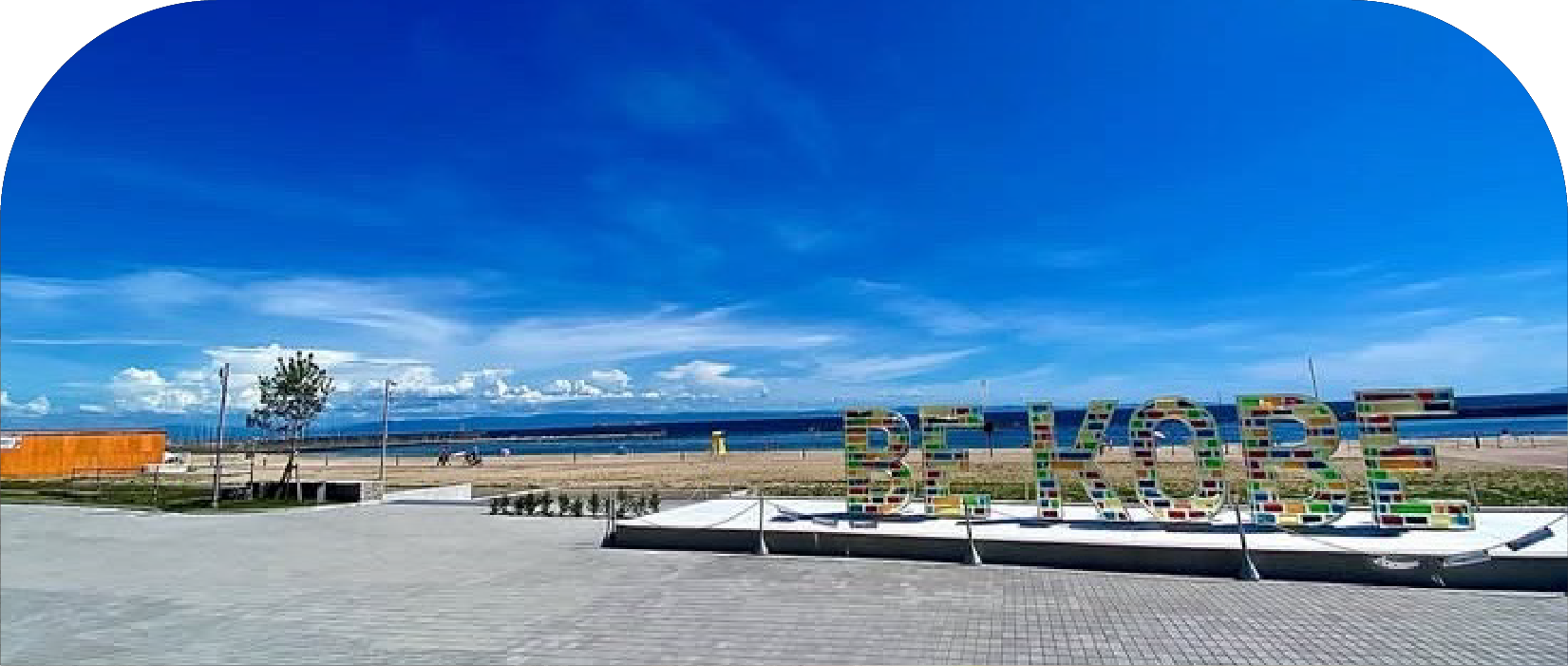 須磨海浜公園にあるBE KOBEモニュメント