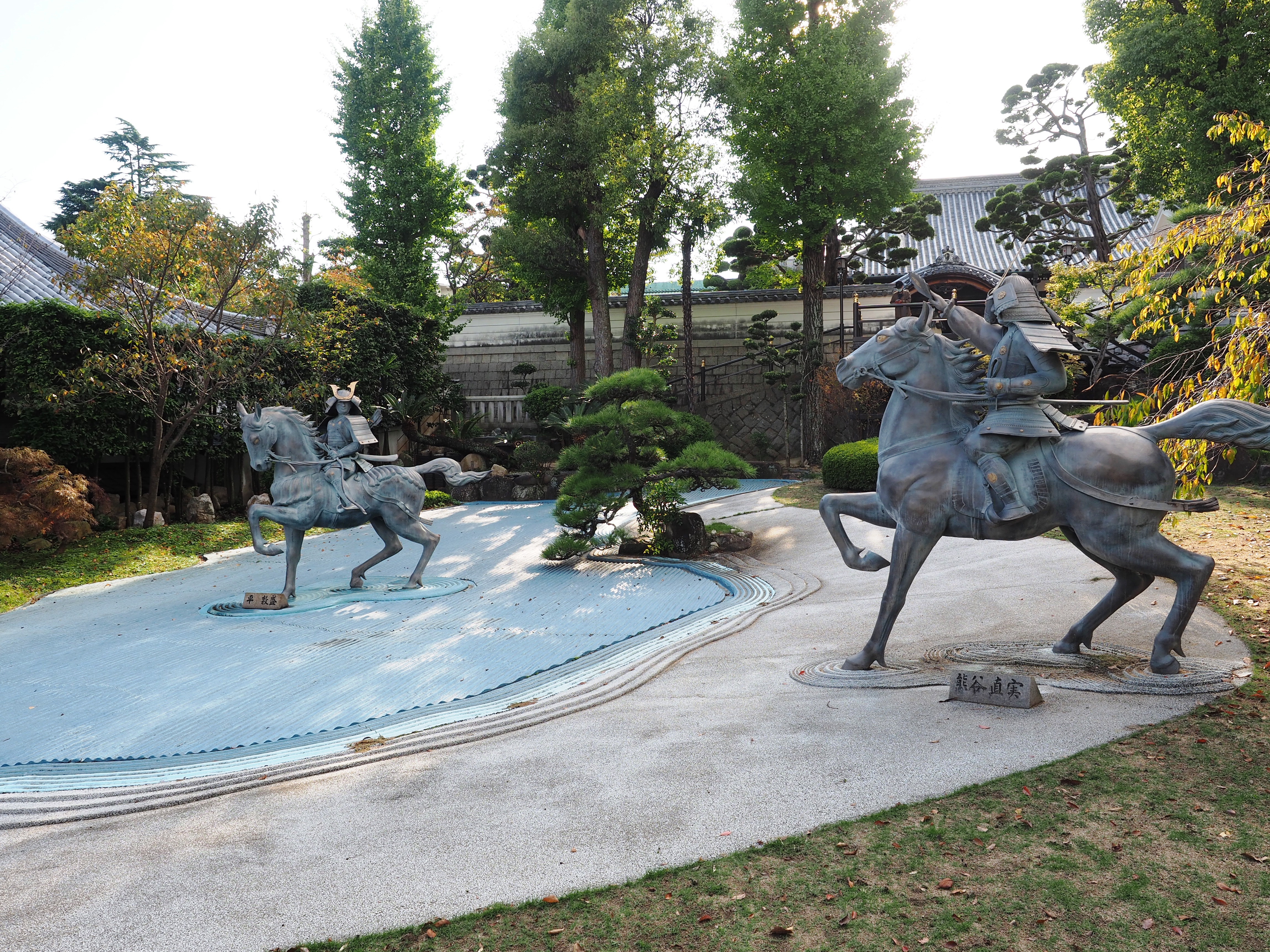 須磨寺・平敦盛と熊直実の合戦像
